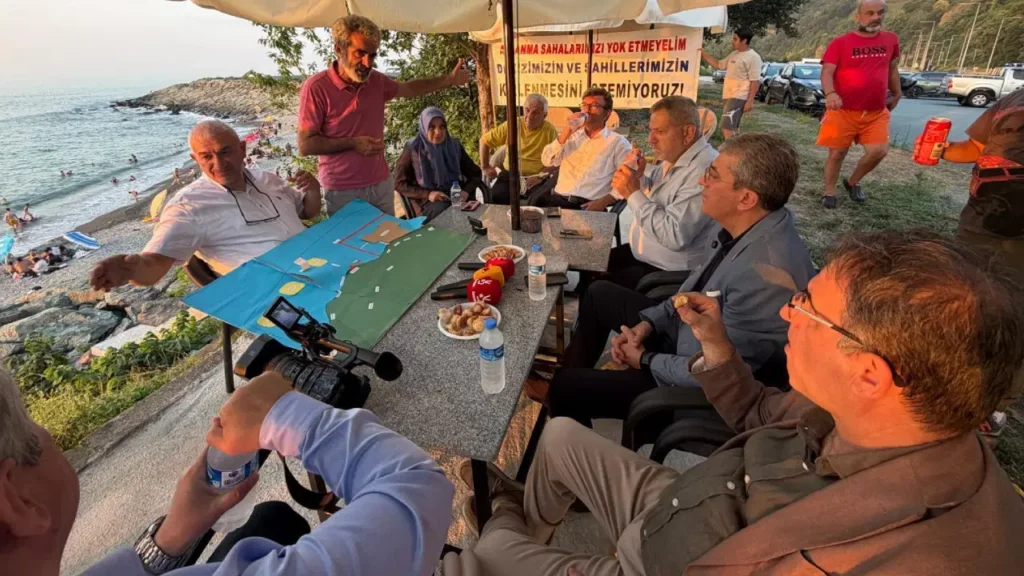 Balık çiftçliklerine karşı eylem yapan kadın balıkçılara YENİ Parti’den destek