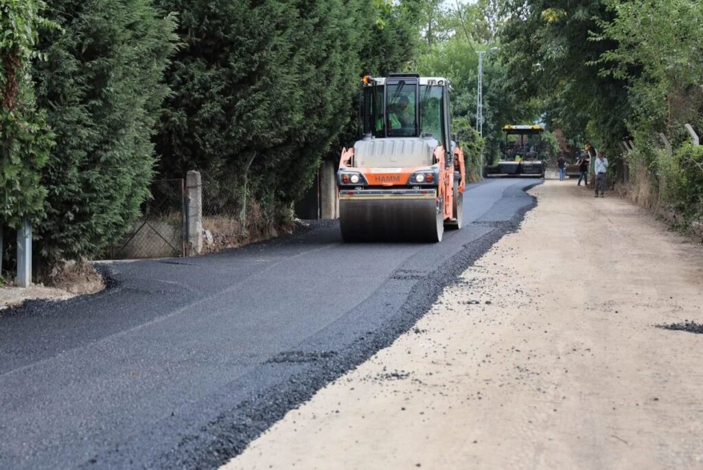 Kartepe’de cadde ve sokaklar yenileniyor
